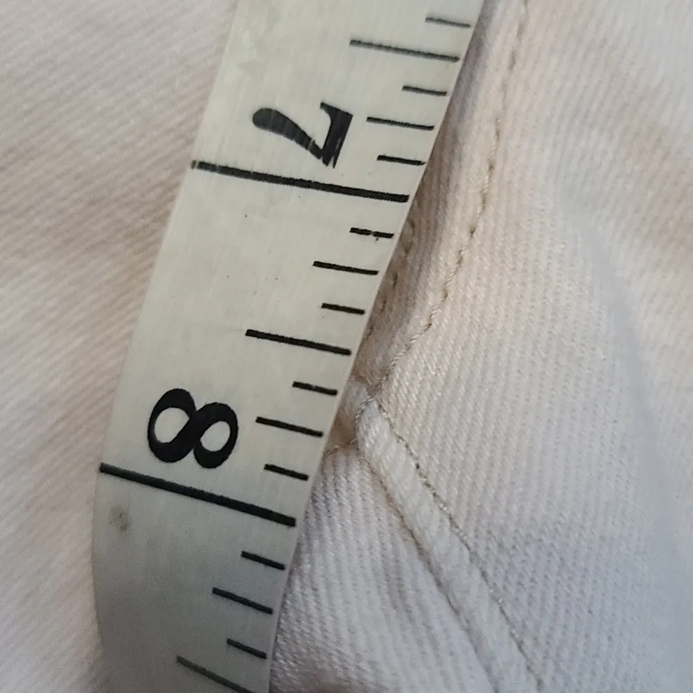 Bullhead skinniest ankle jeans size 26 - Image 8