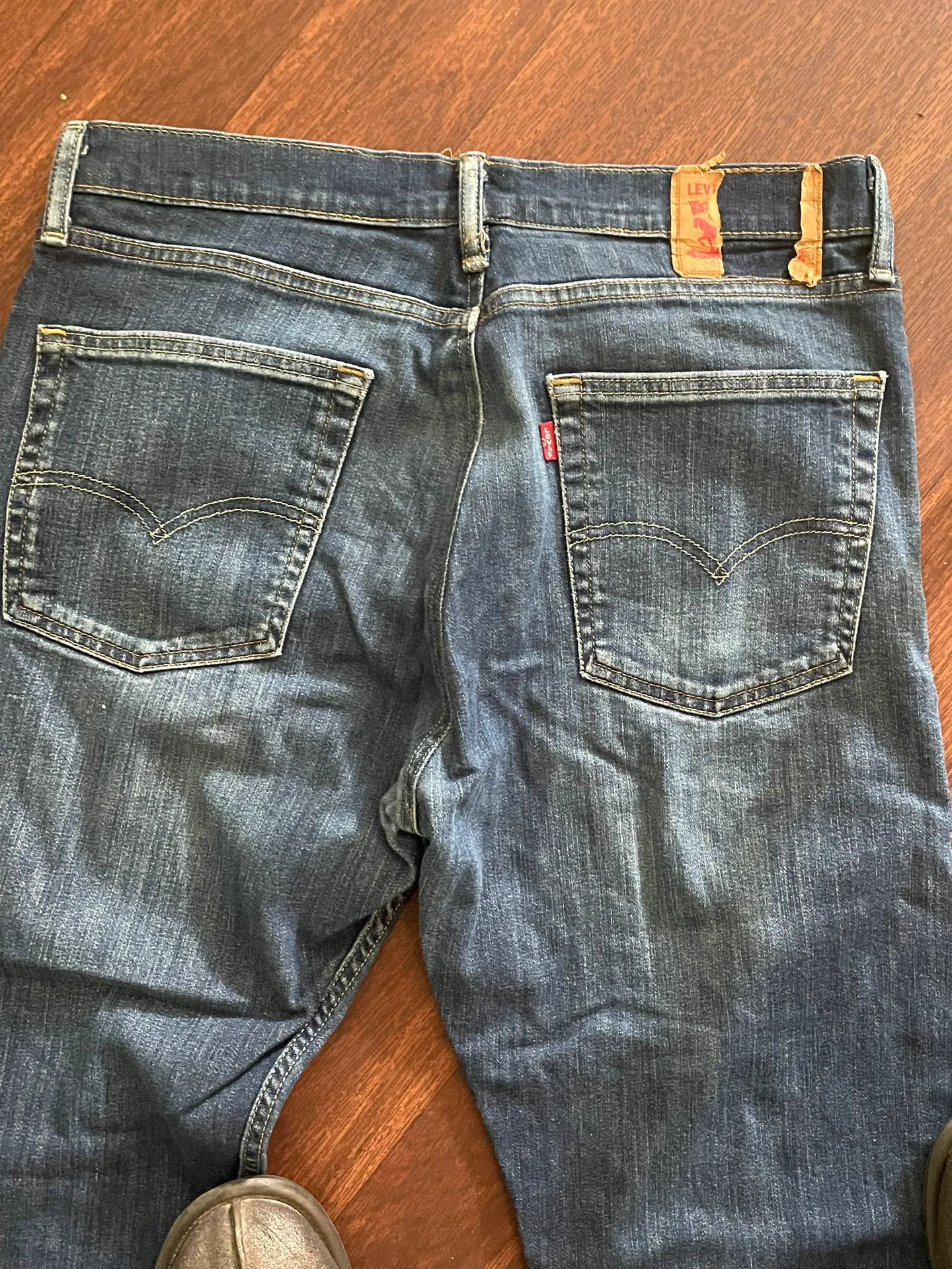 Straight leg Levi jeans - Image 2