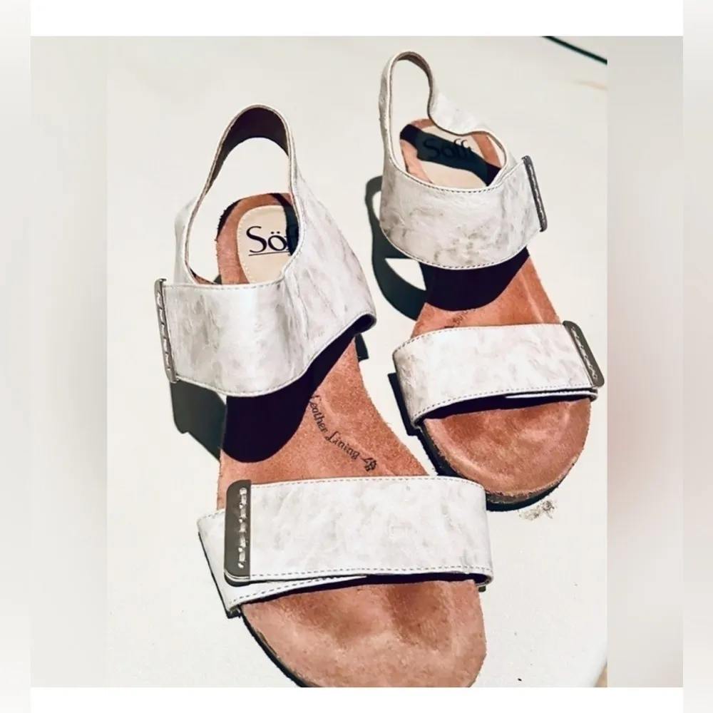 Söfft Genuine Leather Sandals Size 7.5 w White - Image 16