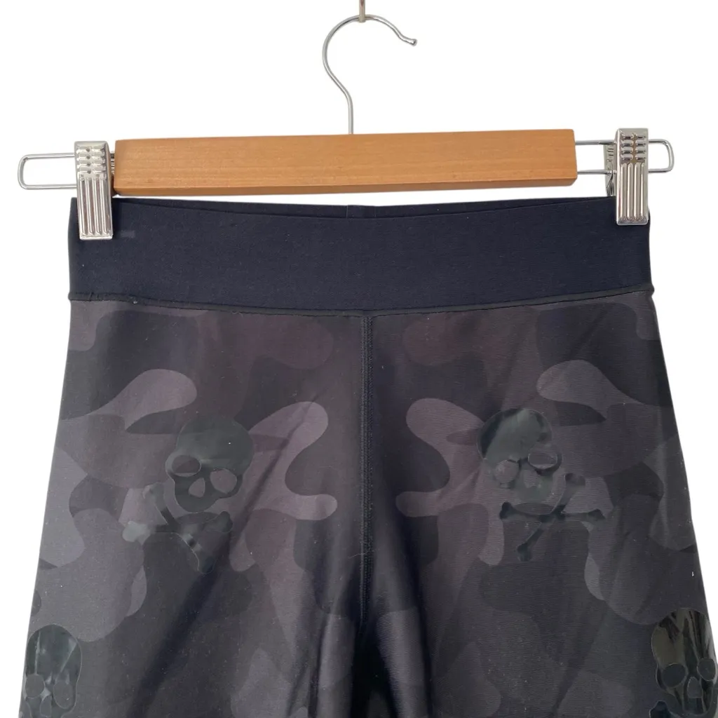 Ultracor Black Skull Camo Leggings size small Yoga Workout - Image 3