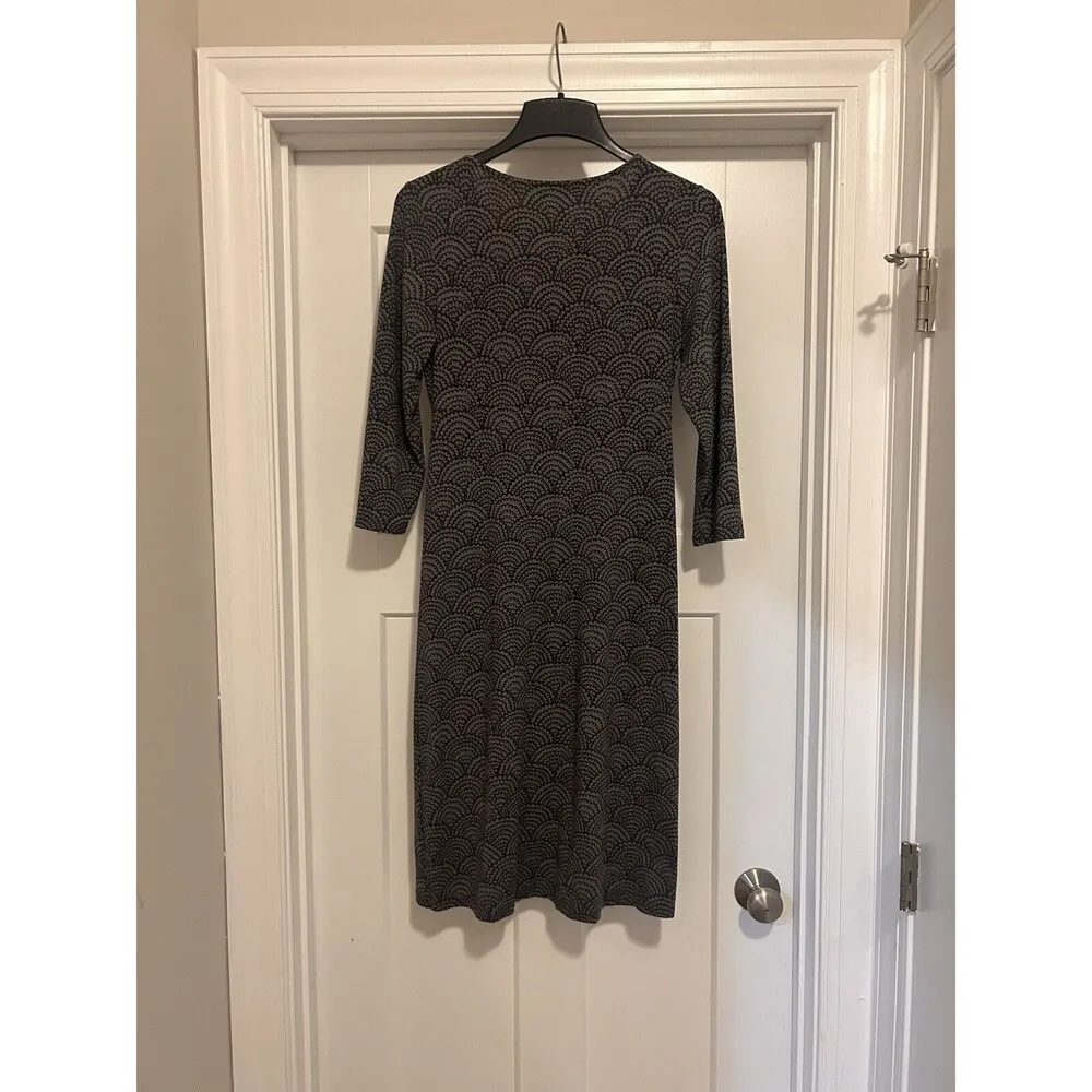 BODEN Floaty Jersey Knit Dress Gray Black Fan Print V - Image 5