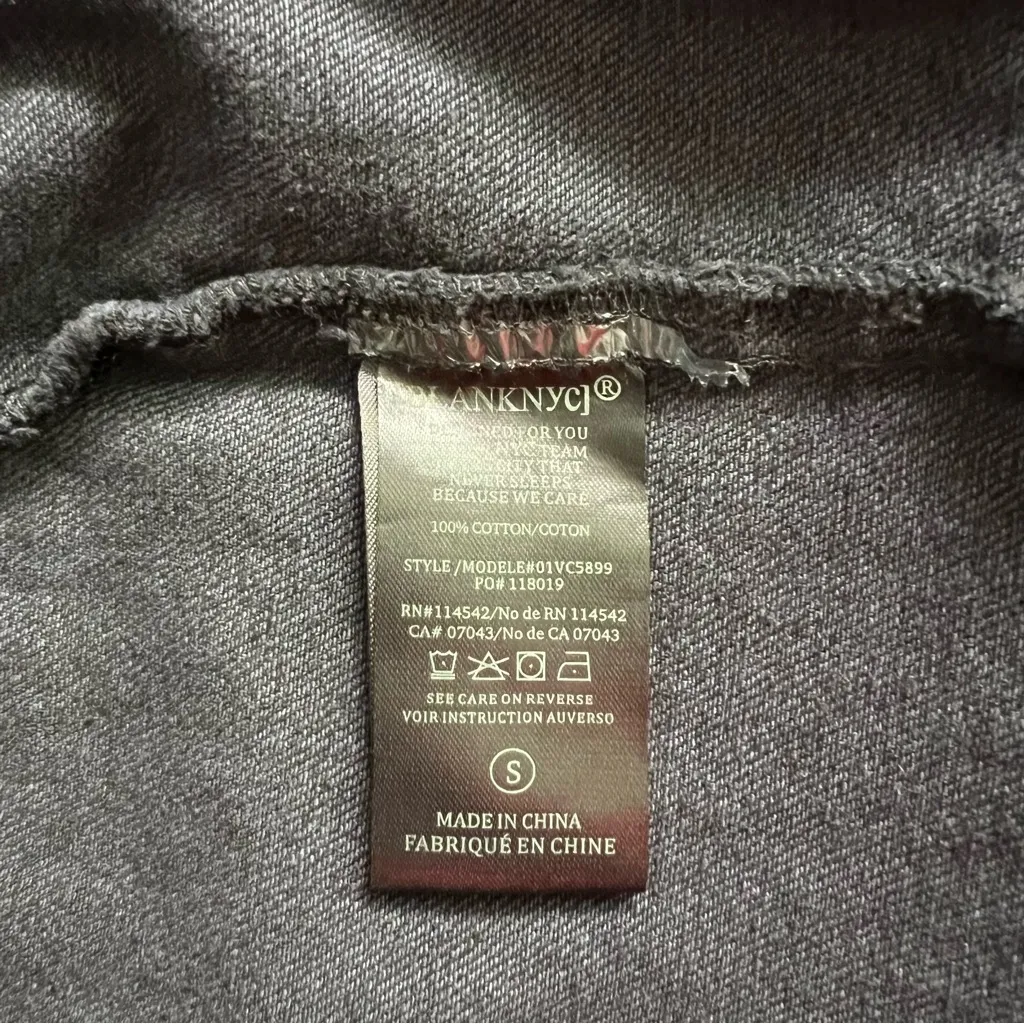 BLANKNYC Black Denim Trucker Jean Jacket Button Front Raw Cut Puff Sleeve Small - Image 5