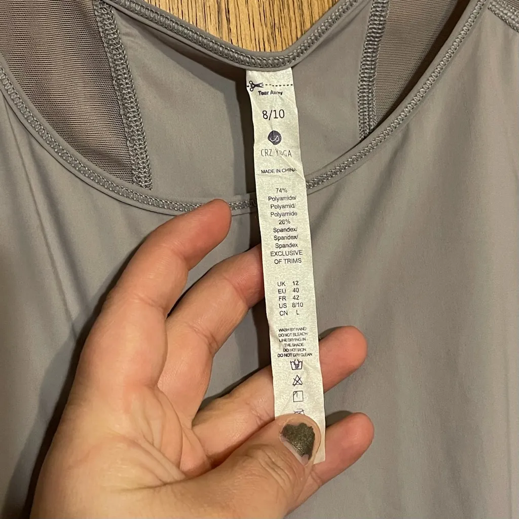 CRZ YOGA Woman's Lightweight Athletic Purple Tank Top Size 8 - Image 3