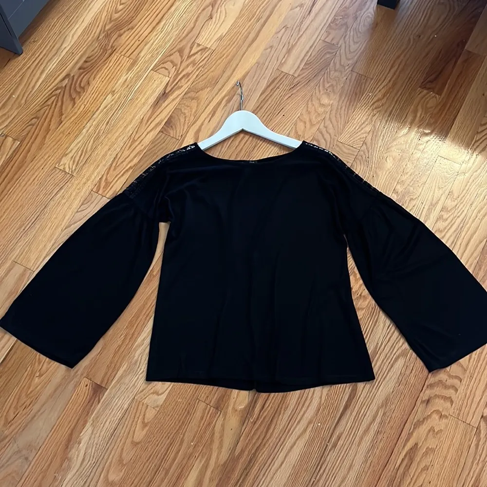 Massimo Dutti long flare sleeve tshirt - Image 3