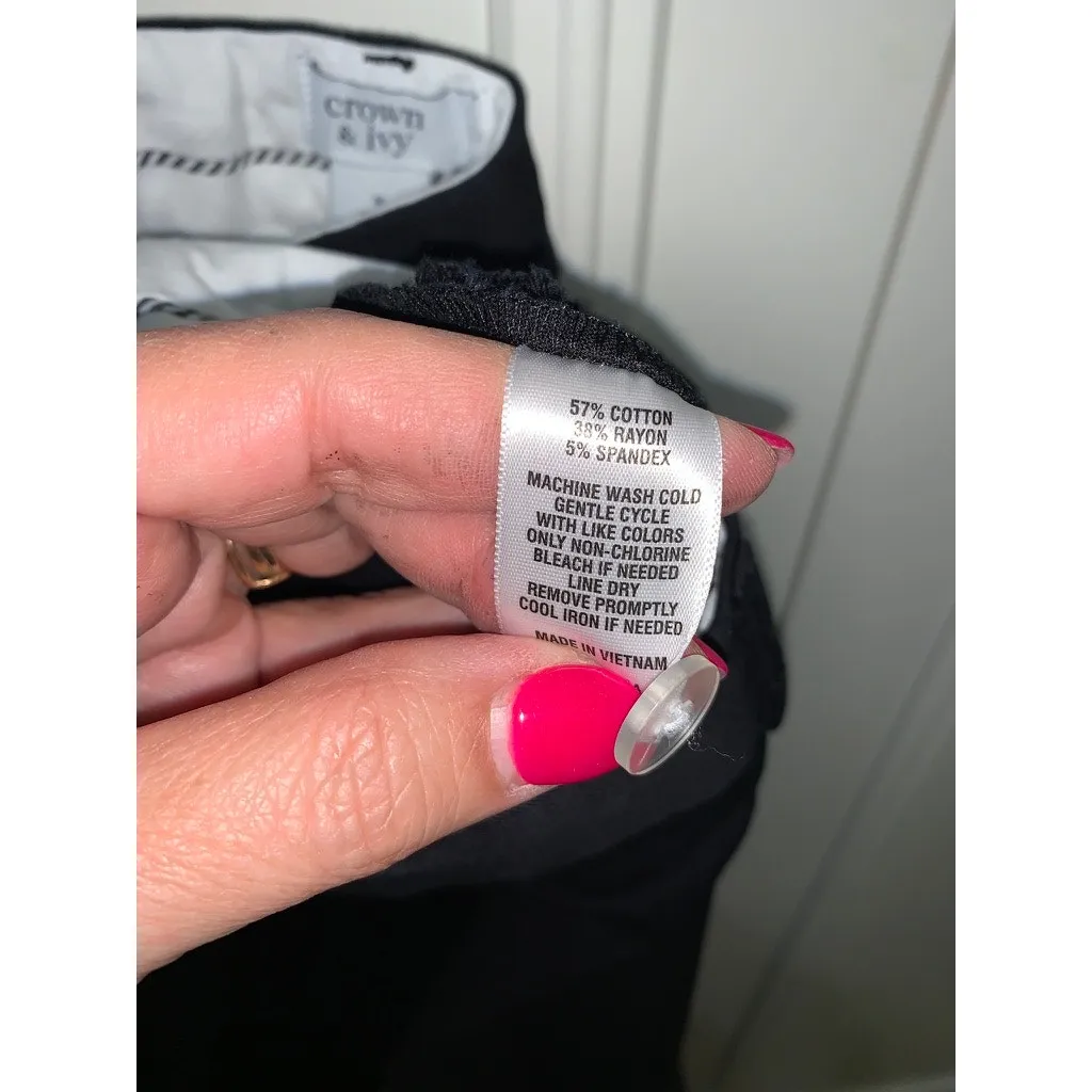 Crown & Ivy Women's Size‎ 16 Black Ankle Pants Straight Leg Casual - Image 4