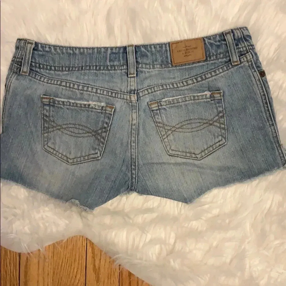 Women’s Abercrombie distressed jean short cutoffs 2 - Image 3