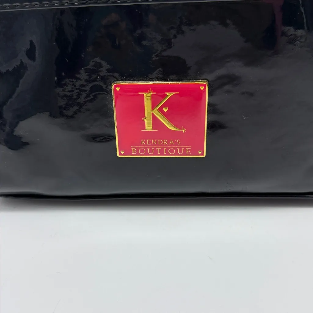 KENDRA’S Boutique COSMETIC Bag. Black - Image 2