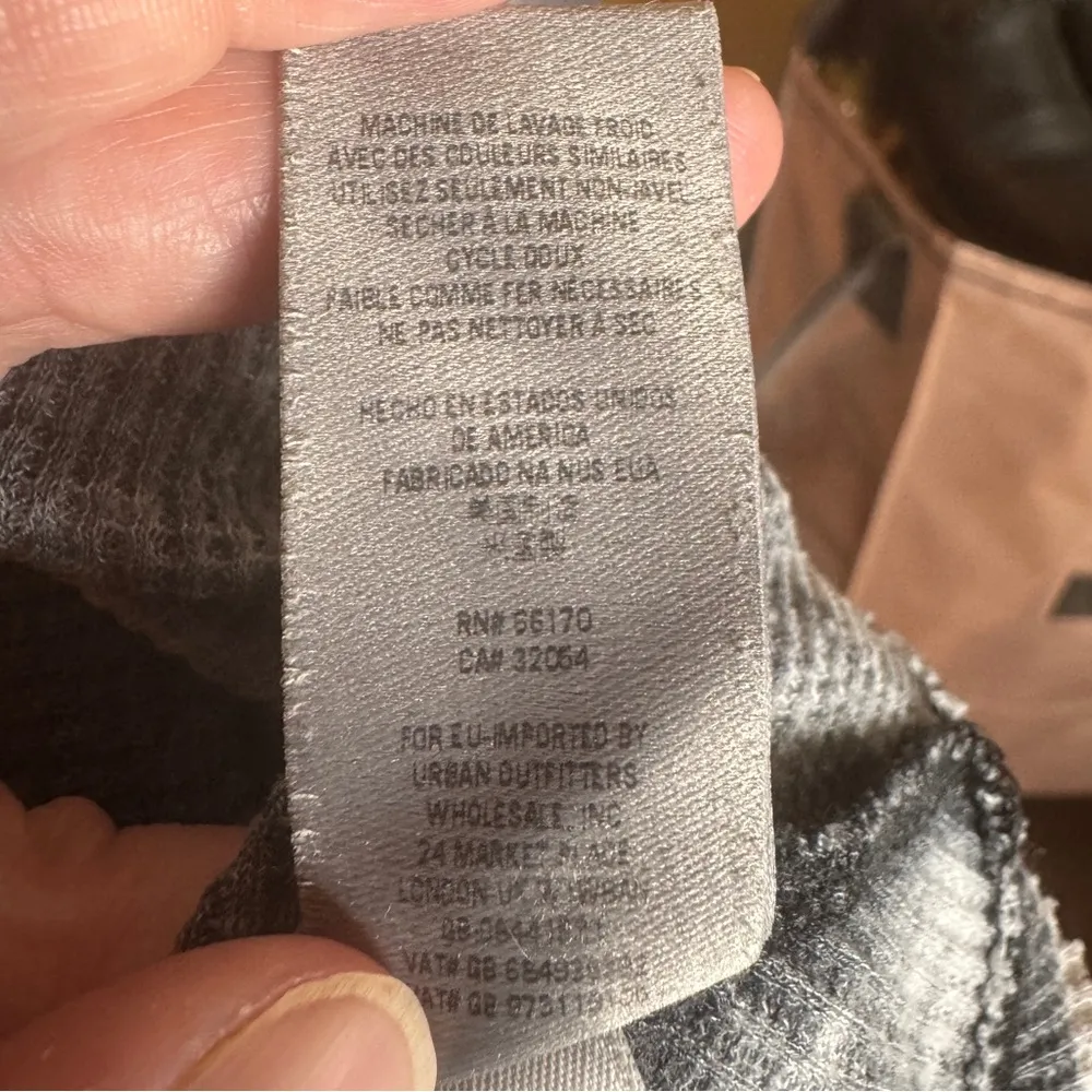 NWOT Free People Acid Wash Gray Waffle Thermal Top Long Sleeve Size Large - Image 5