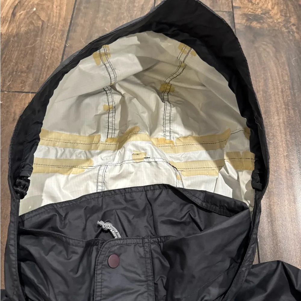 Patagonia  Black Windbreaker with Hood - Image 4