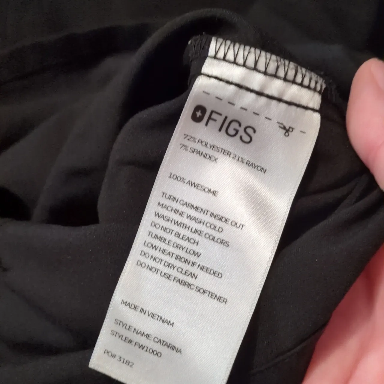 FIGS  Black Catarina Scrub Top Size XL - Image 4