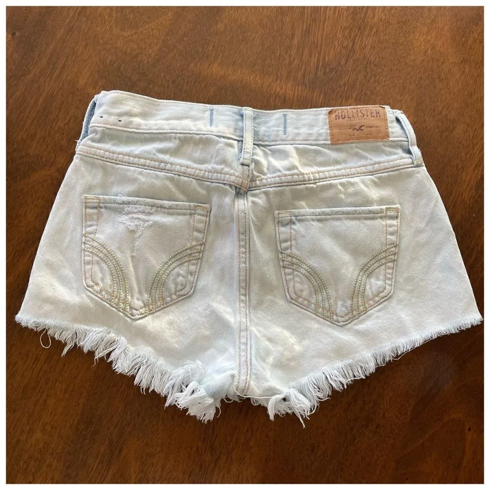 Hollister High Rise Distressed Festival Fray Hem Cut Off Shorts Light Wash Sz 25 - Image 3