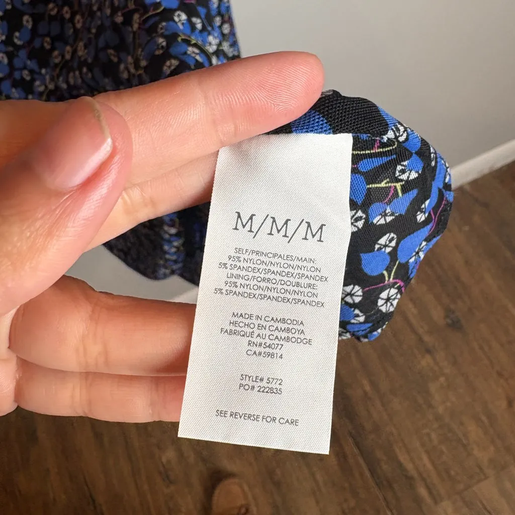 CAbi 5772 The Ten Mesh Puff Sleeve Dress in Blue Floral - Image 5