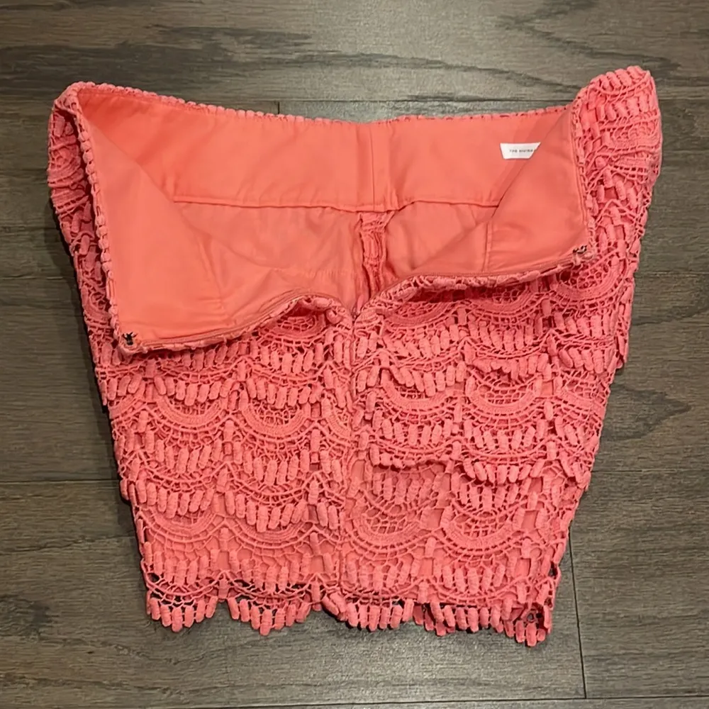 LOFT Pink Crochet Shorts - Size 00 - Image 6