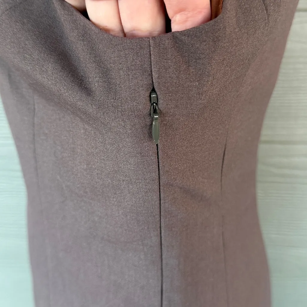 Signature by Larry Levine Sleeveless Sheath Dress - Image 4