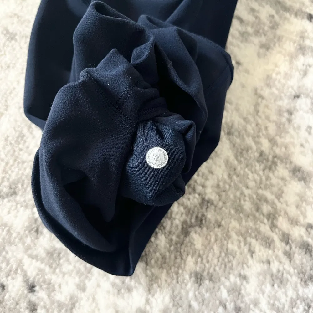 Lululemon Align Short 6" - Image 3