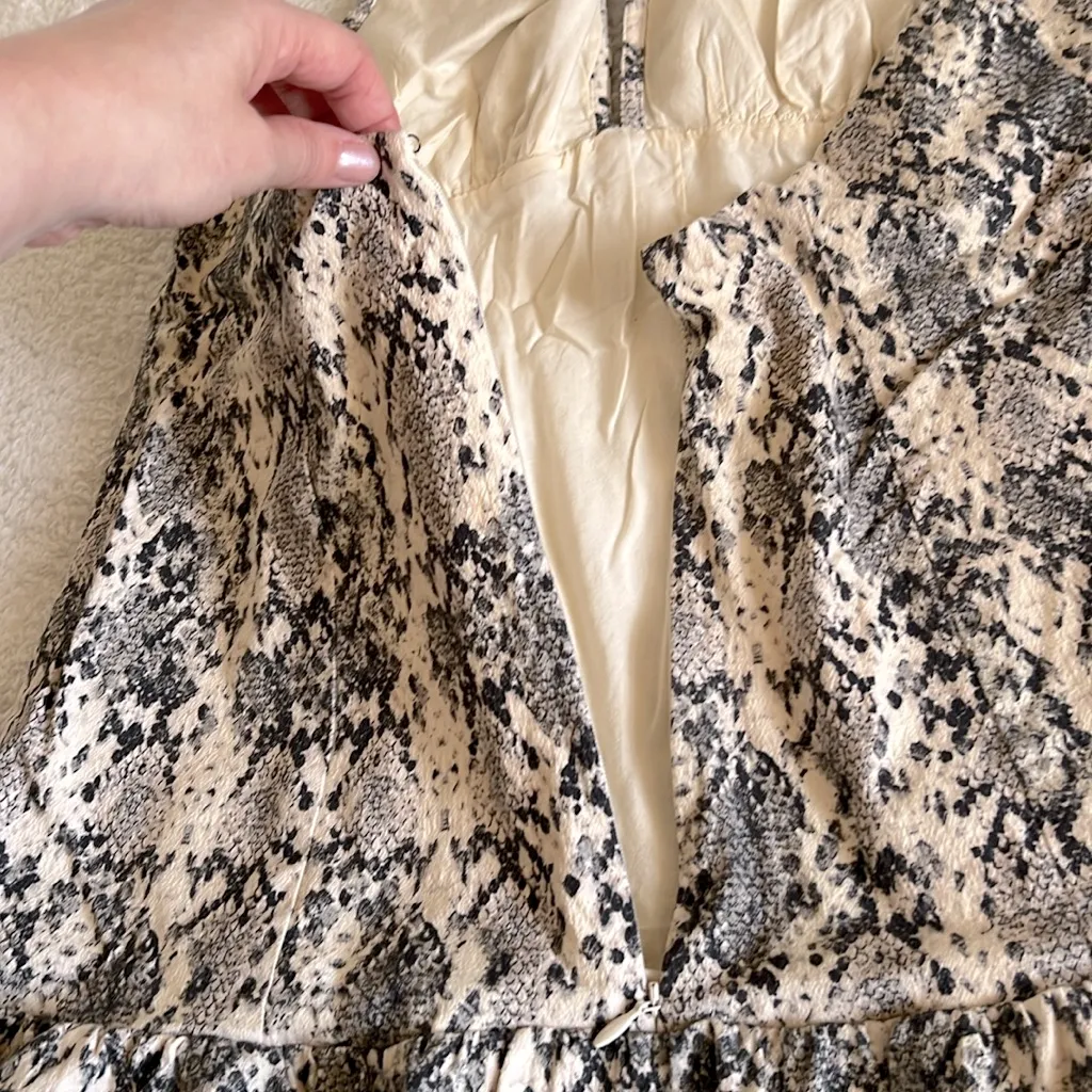 Free People Cecil Halter‎ Mini Dress Snakeskin Print Size Large - Image 7