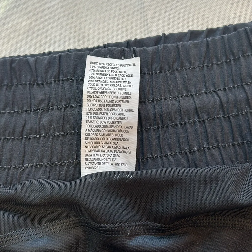 High-Rise Flex Shorts 3 inches running shorts w/pockets Size XL - Image 7