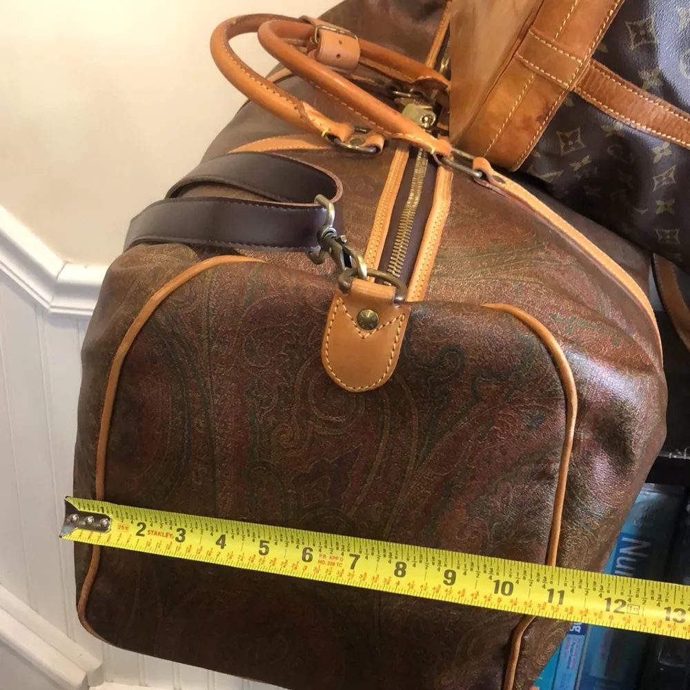 ETRO Milano Red Paisley Boston Bandolier Weekend Bag Strap Lock & Key - Image 7