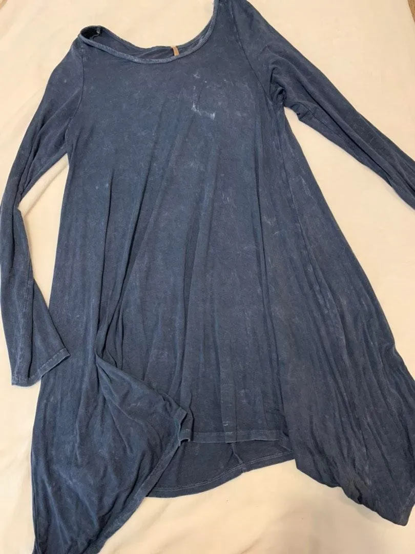 Boutique Long Sleeve T-shirt Dress - Image 3