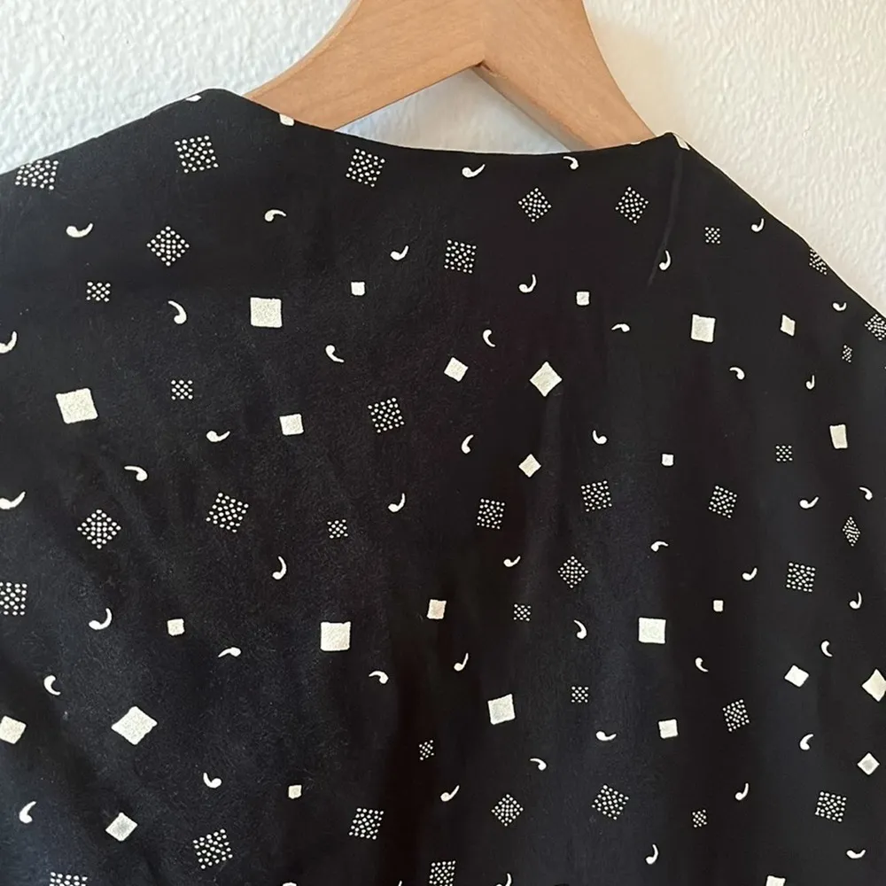 Vintage Womens Open Front Blazer Large Petite LP Artsy Art to Wear Black White Size undefined - Image 3