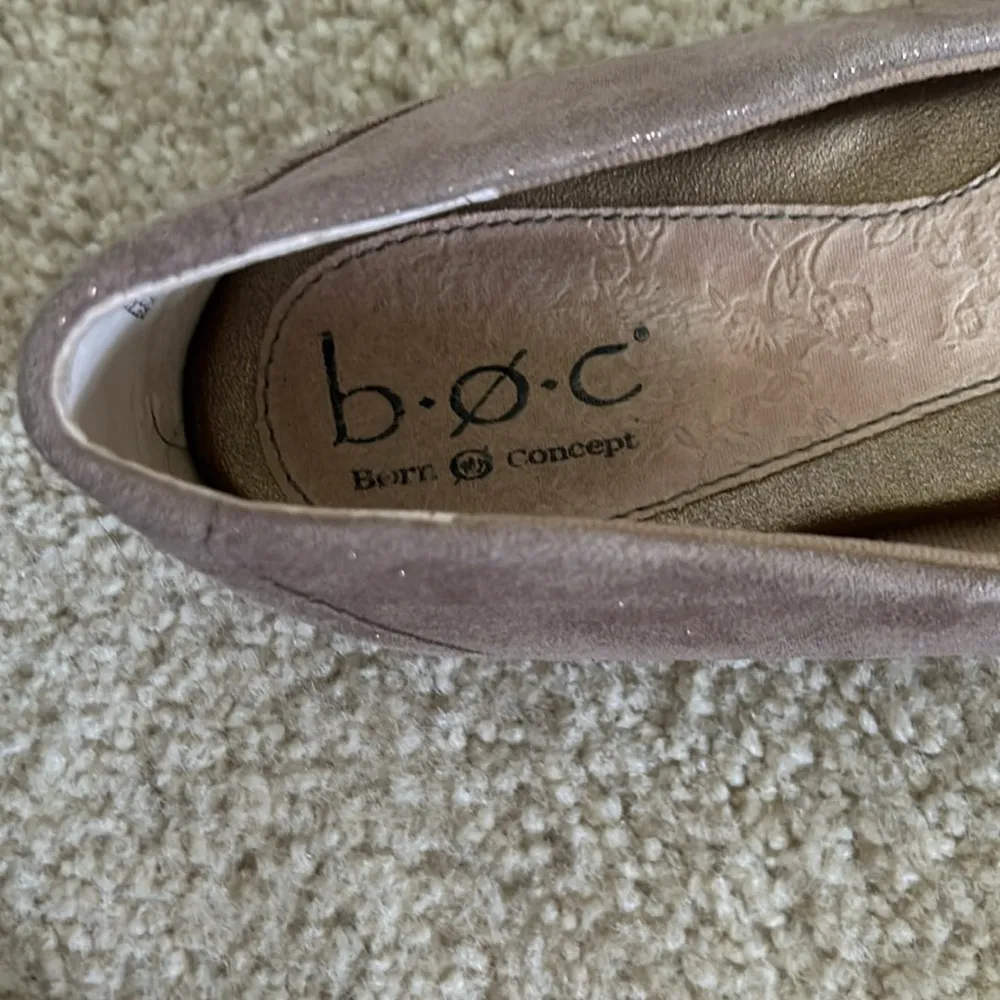 b.o.c. Tan Suede Flats sz 8.5 - Image 9