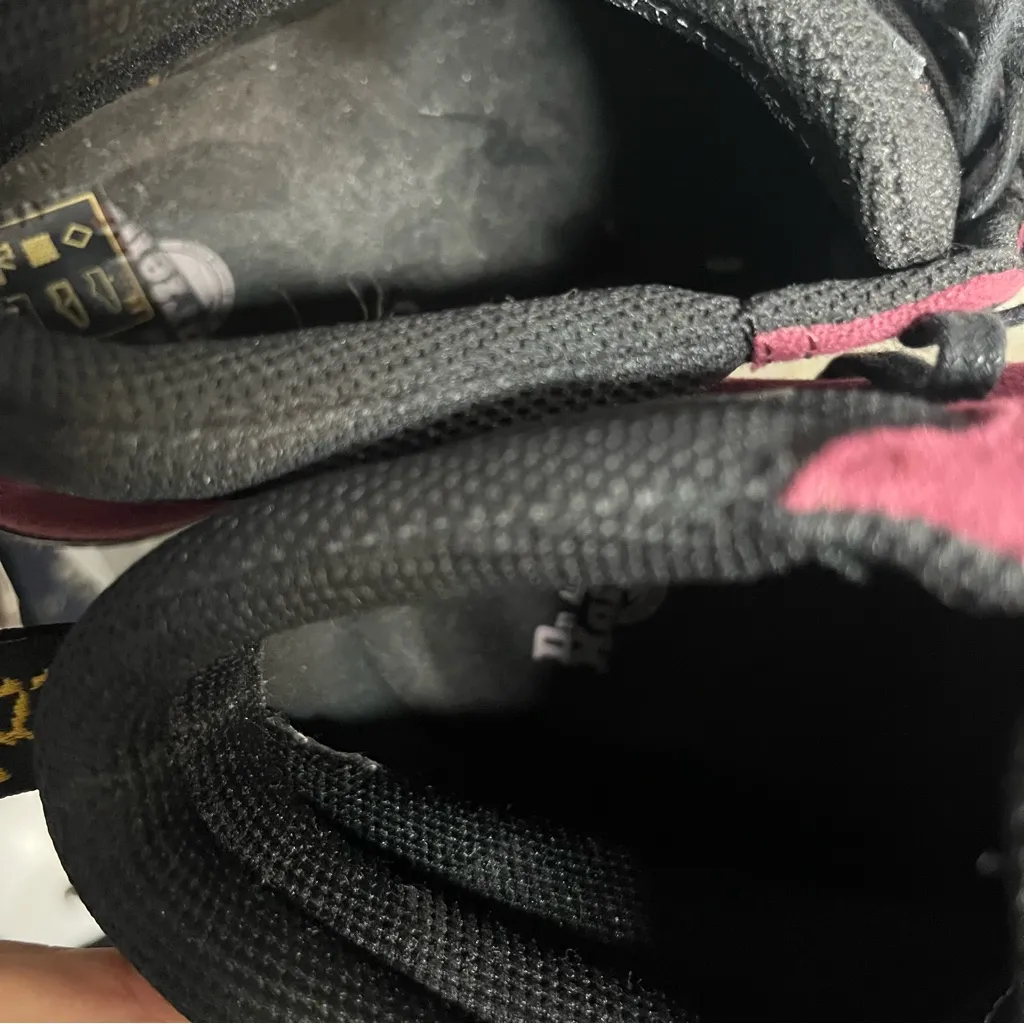 DR MARTENS Belmont Boots Canvas 5 Eyelets Yellow Stitching Womens Size 9 - Image 8