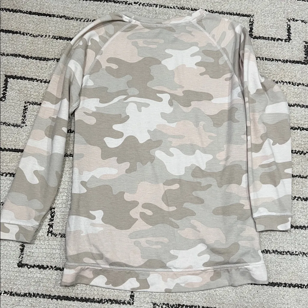 Stella & Dot Beige Camo Sweatshirt - Image 7