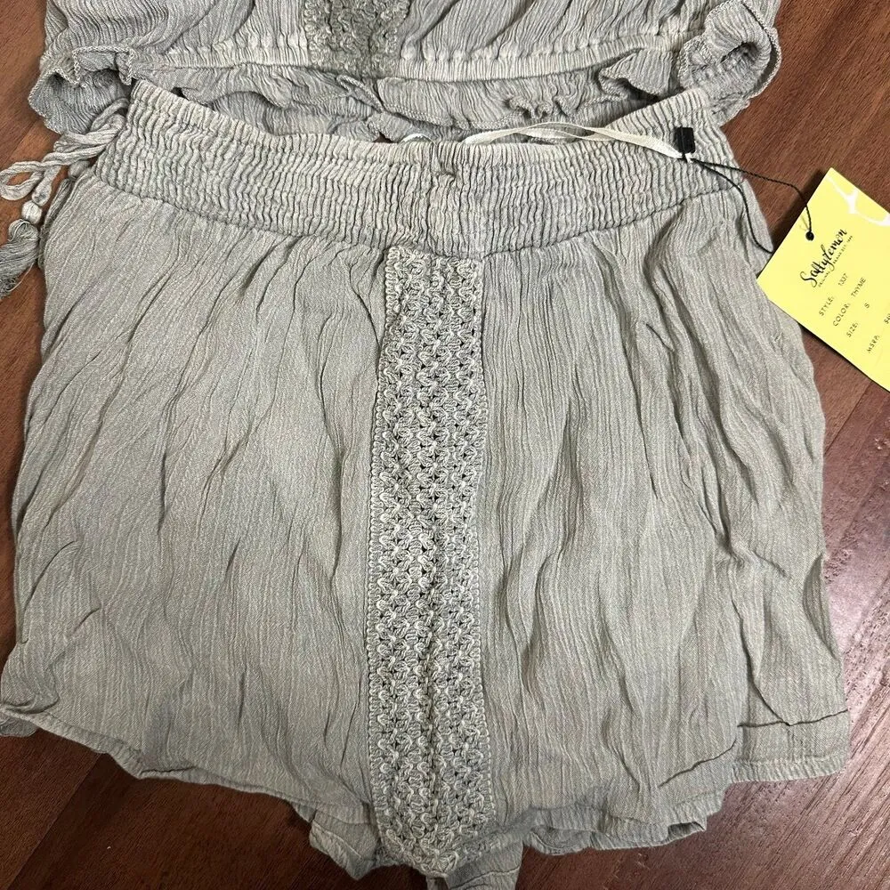 2 piece outfit off the shoulder crop top and casual short set - Image 3