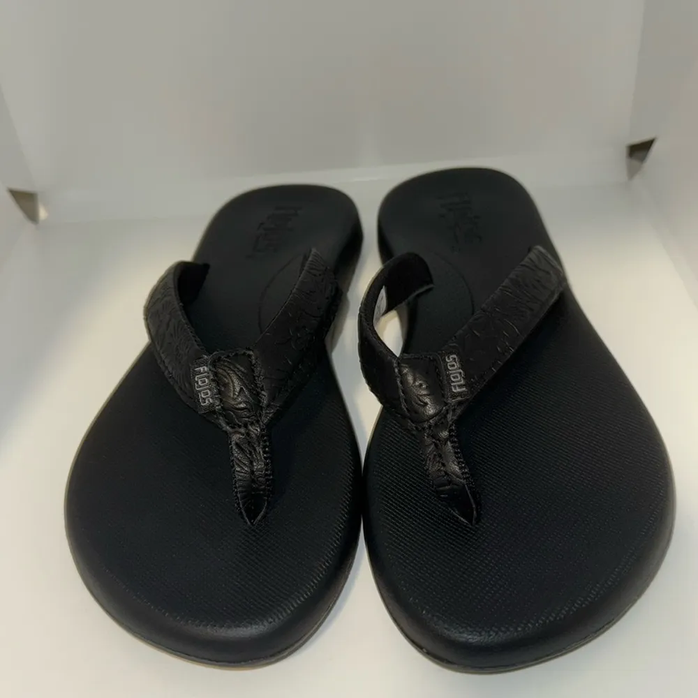 FLOJOS Sandals Women's 6 Classic Slip - Image 2