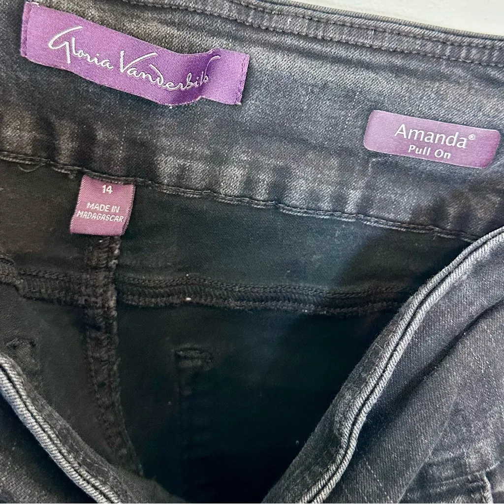 Gloria Vanderbilt Black Amanda Pull-On Jeans - Size: 14 Long - Image 4
