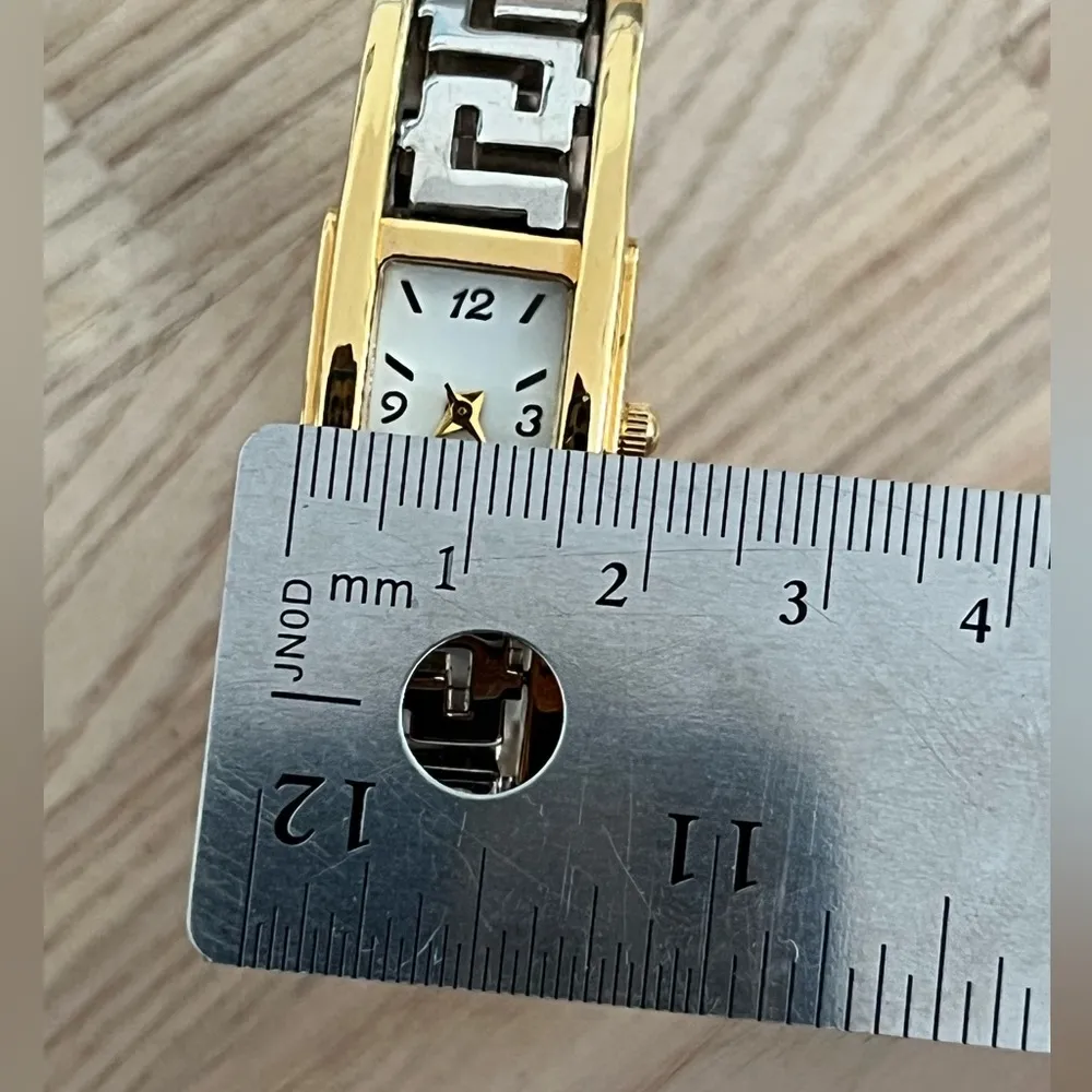 Avon Ladies Watch Vintage Rectangular Dial Two Tone Geometric Bangle Bracelet - Image 7