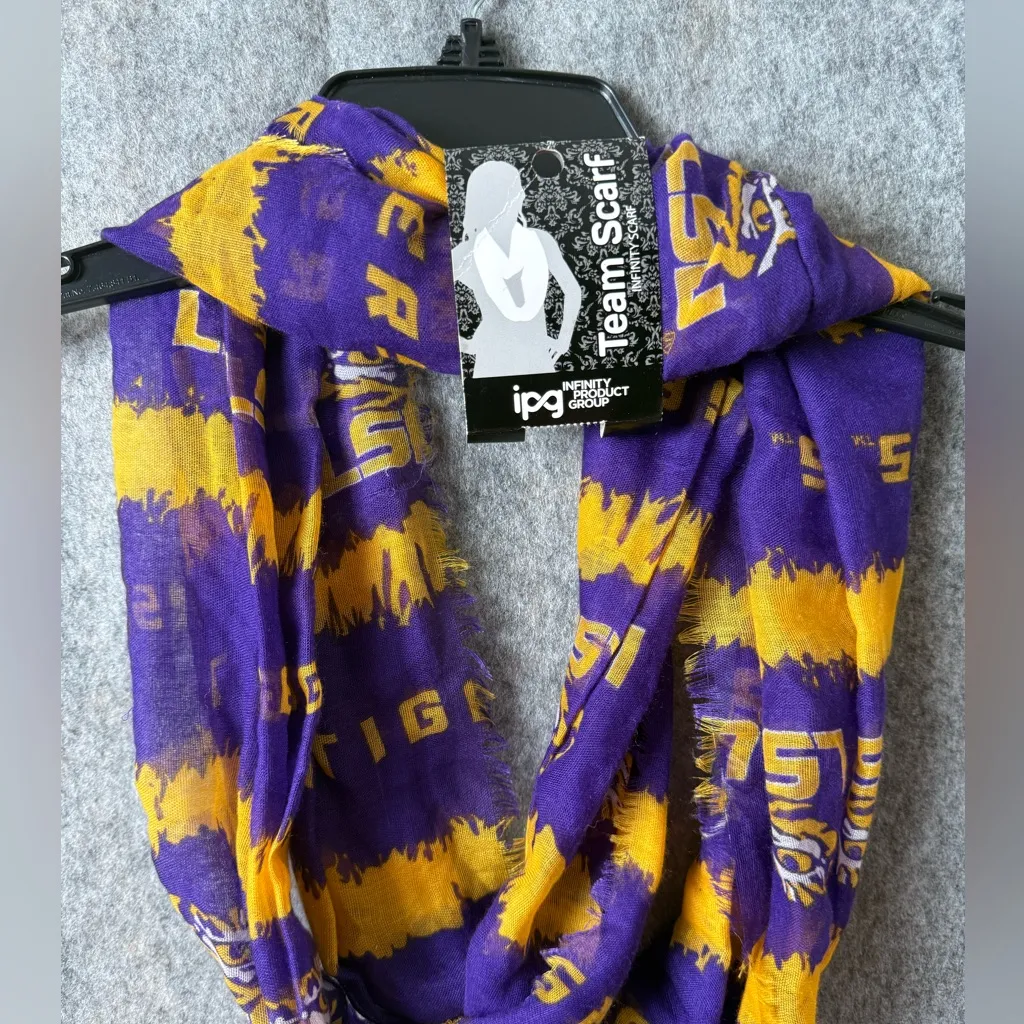 IPG LSU Tigers Infinity‎ Women's Scarf Purple - Image 2
