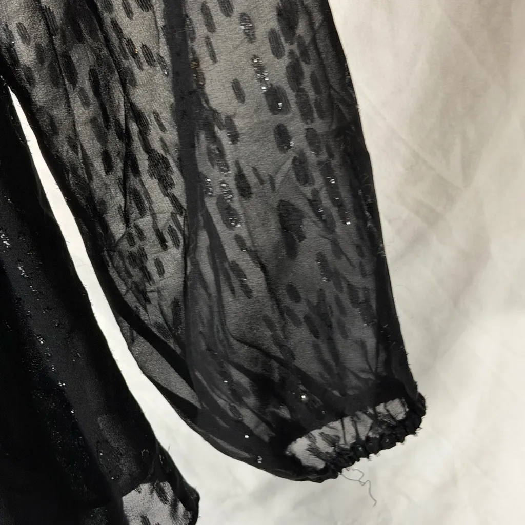 Lily Pulitzer Emilee Long Sleeve Off-Shoulder Top Onyx Color Size Medium Metalli - Image 8