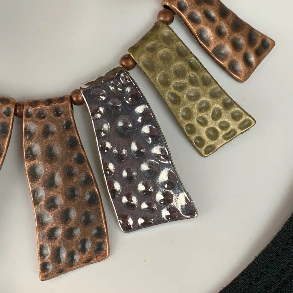 Mixed Metals Tri Color Hammered Statement Necklace Silver - Image 3