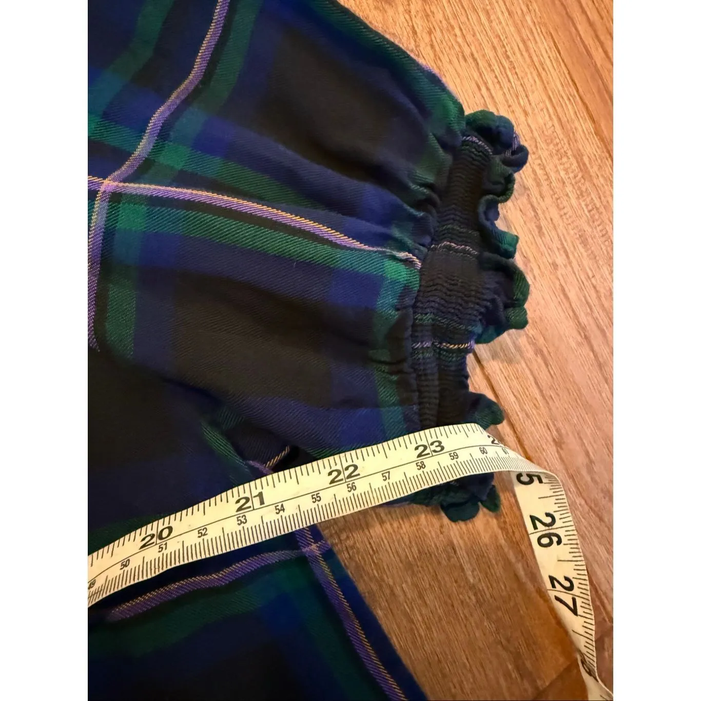 Amazon Essentials plaid ruffle neck flannel top size large Blue - Image 10