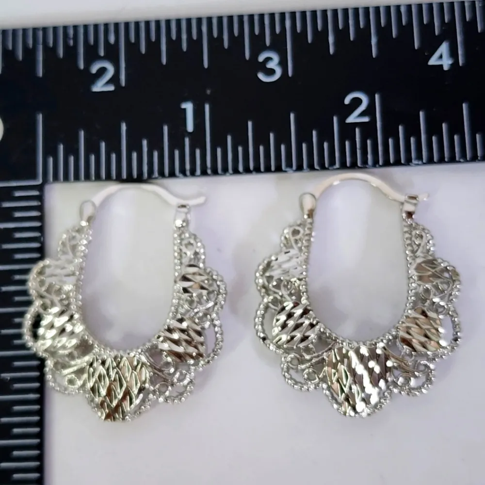 Silver Basket Style Hoop Earrings New - Image 7