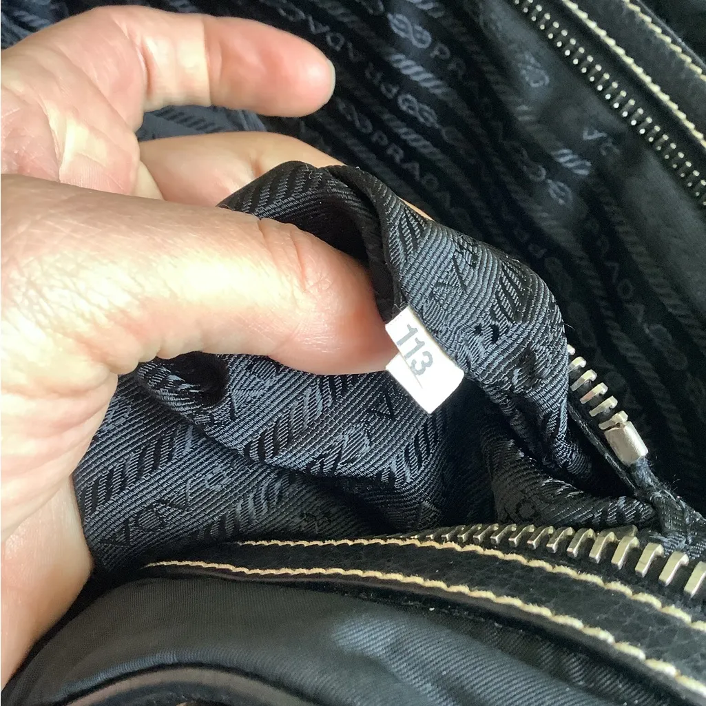 Authentic PRADA purse  ❤️❤️❤️ - Image 12
