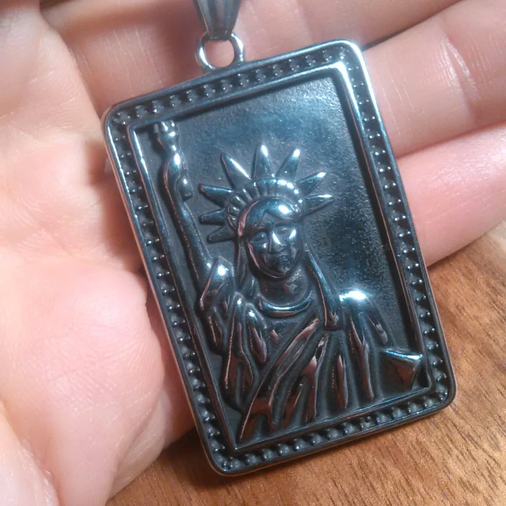 Statue of Liberty Stainless Steel Choker Necklace (16 Inch) - Image 8