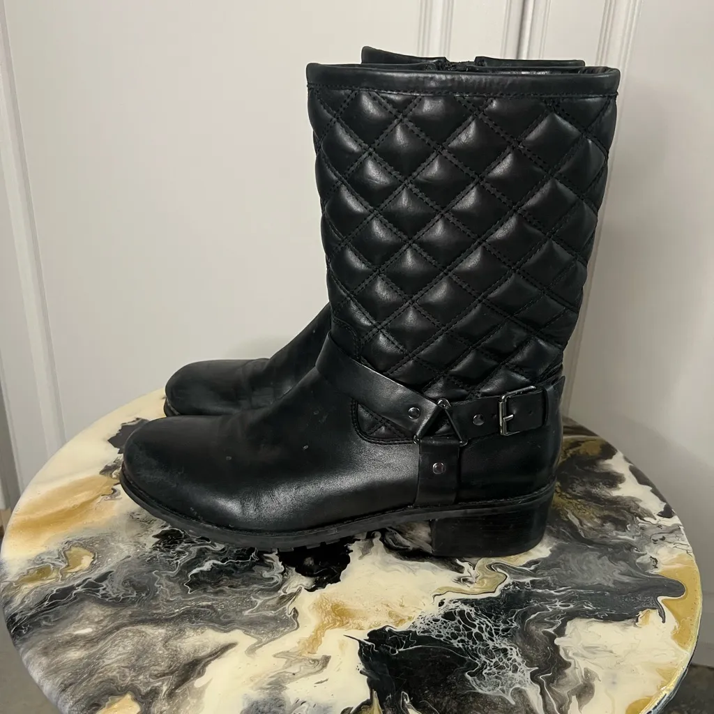 Renvy Leather Quilted Moto Boot Black Size 10 - Image 2