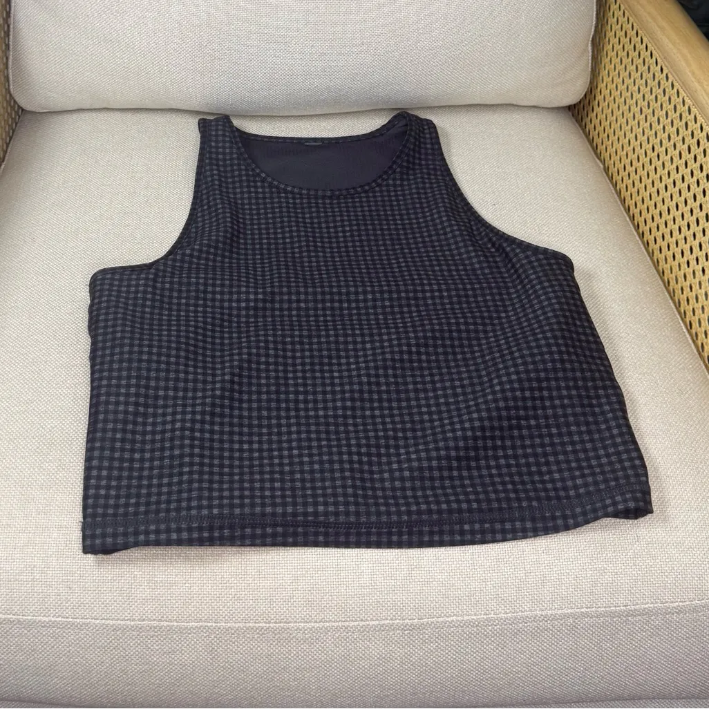 Vuori Elevation Plyo Tank Size medium - Image 3