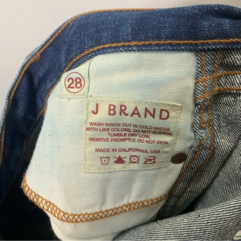 Bell bottom jeans size 28 NWT - Image 7