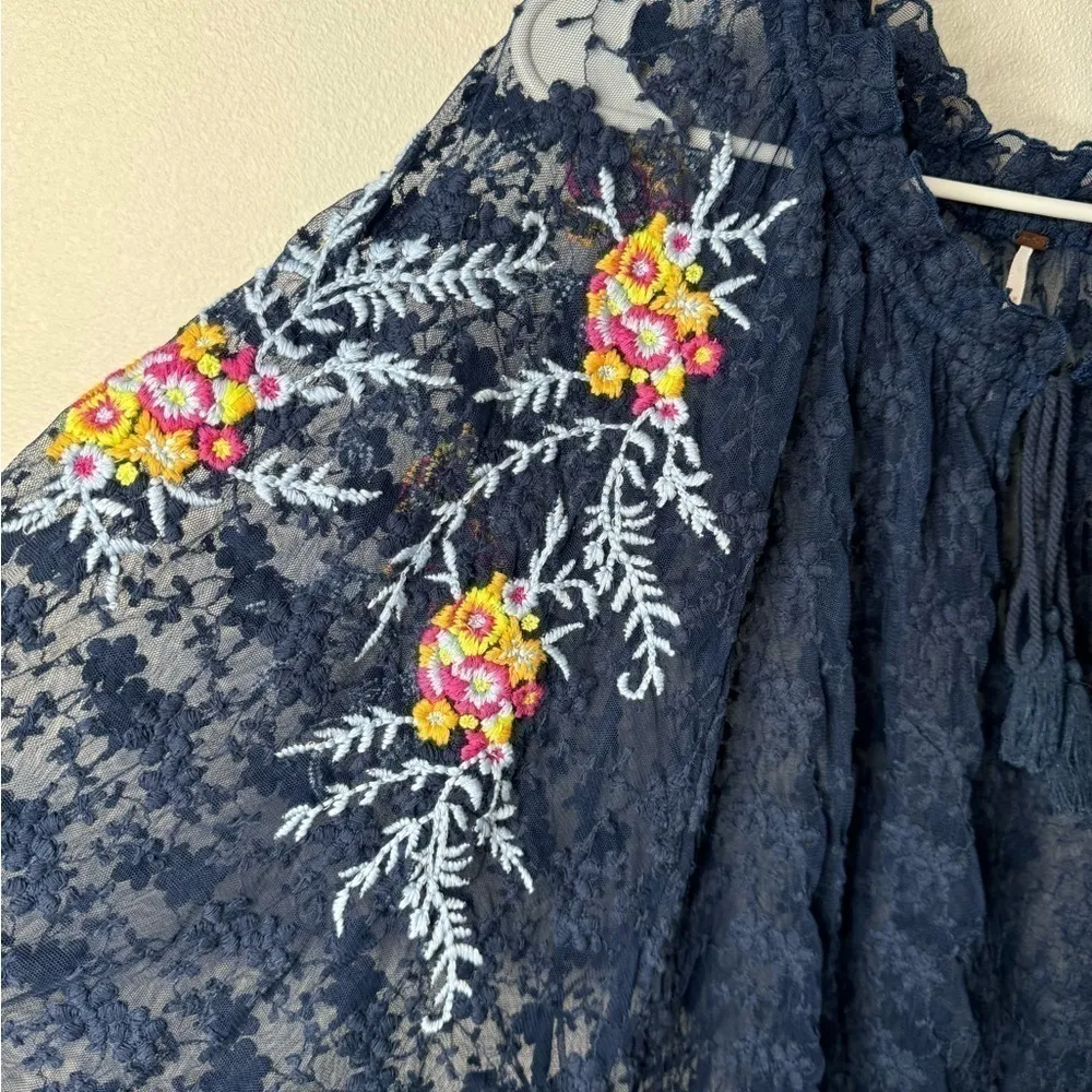 Free People Navy Embroidered Jubilee Floral Lace Peasant Top stretch siz… - Image 4