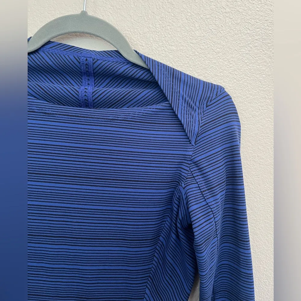 Lululemon Kanto Catch Me Long Sleeve Kanto Stripe Sapphire Blue Black Size 4 - Image 3