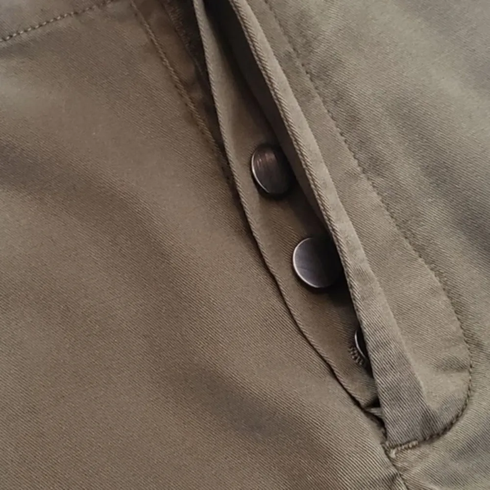 FRAME Moss Green Le Tomboy Trouser Short Size 25 - Image 2