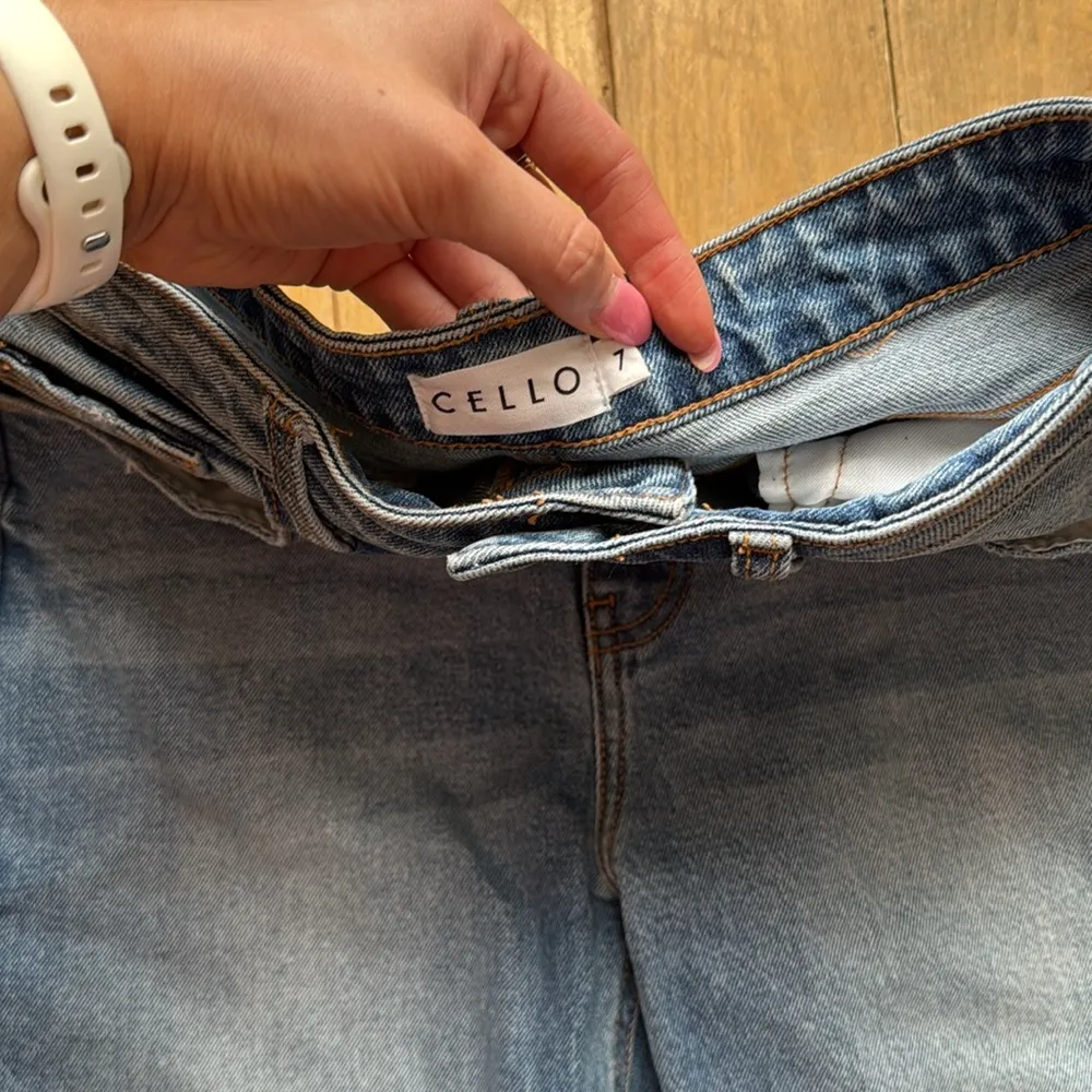 Cello High Waisted Cropped Classic Blue Denim Jeans 7 - Image 4