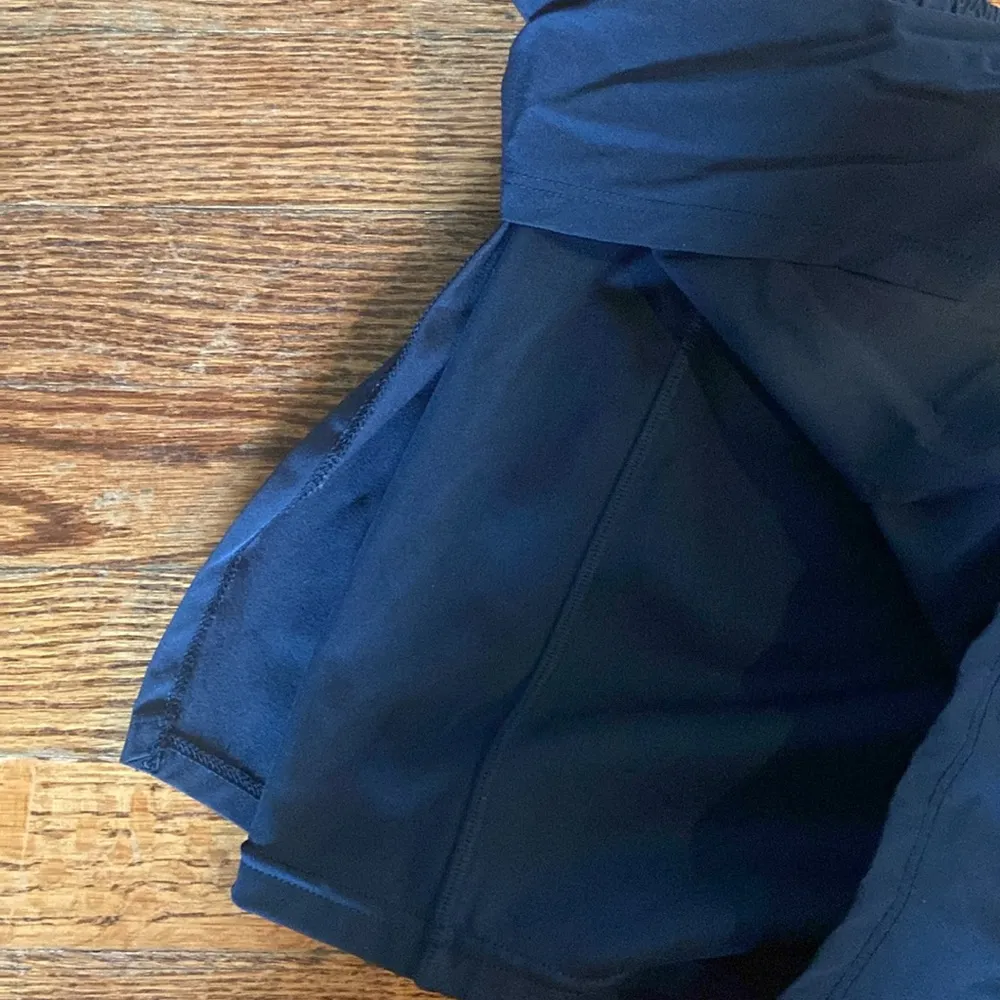 Zella  Navy athletic shorts size large - Image 3