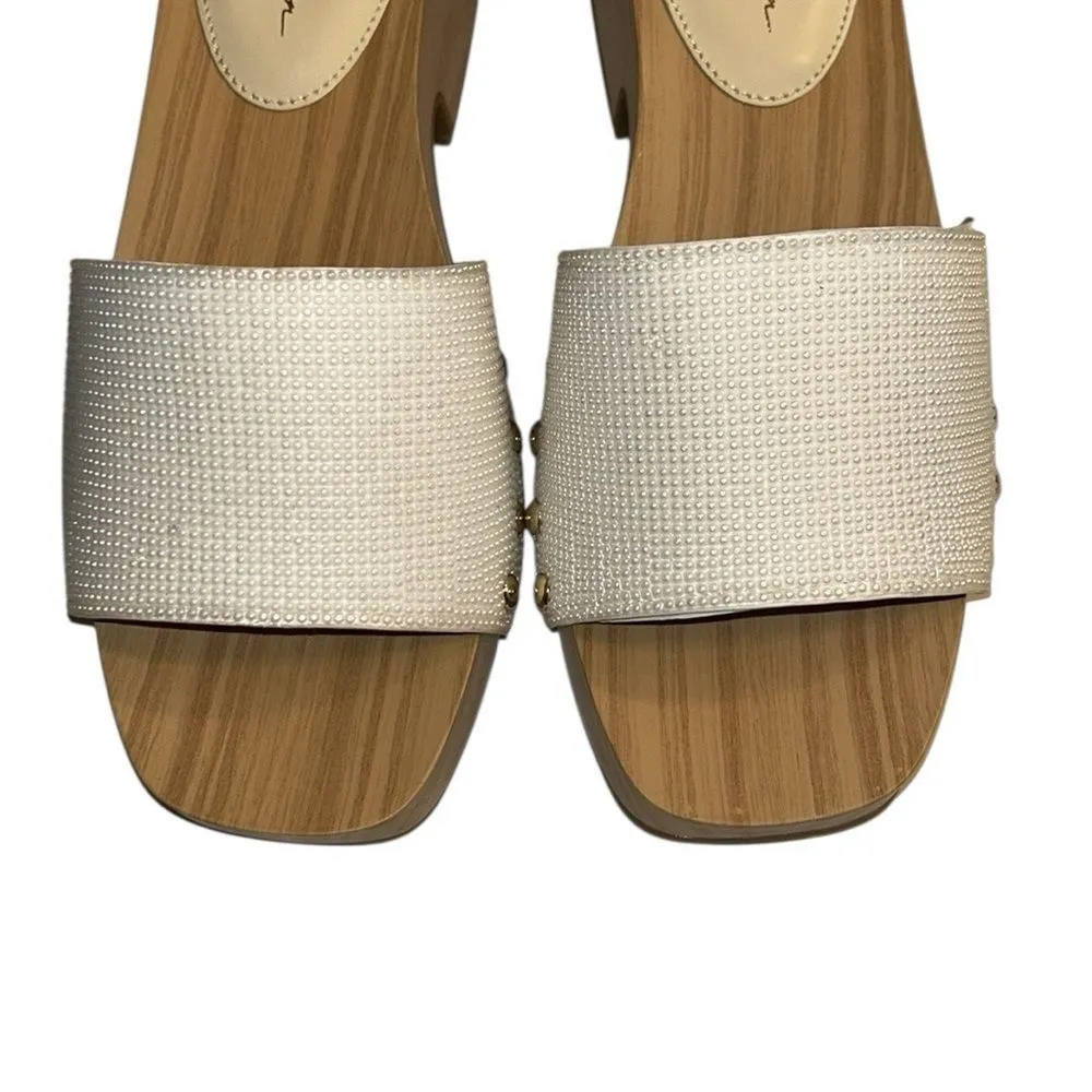 Jessica Simpson White Slip on Sandals(Size 8) - Image 5