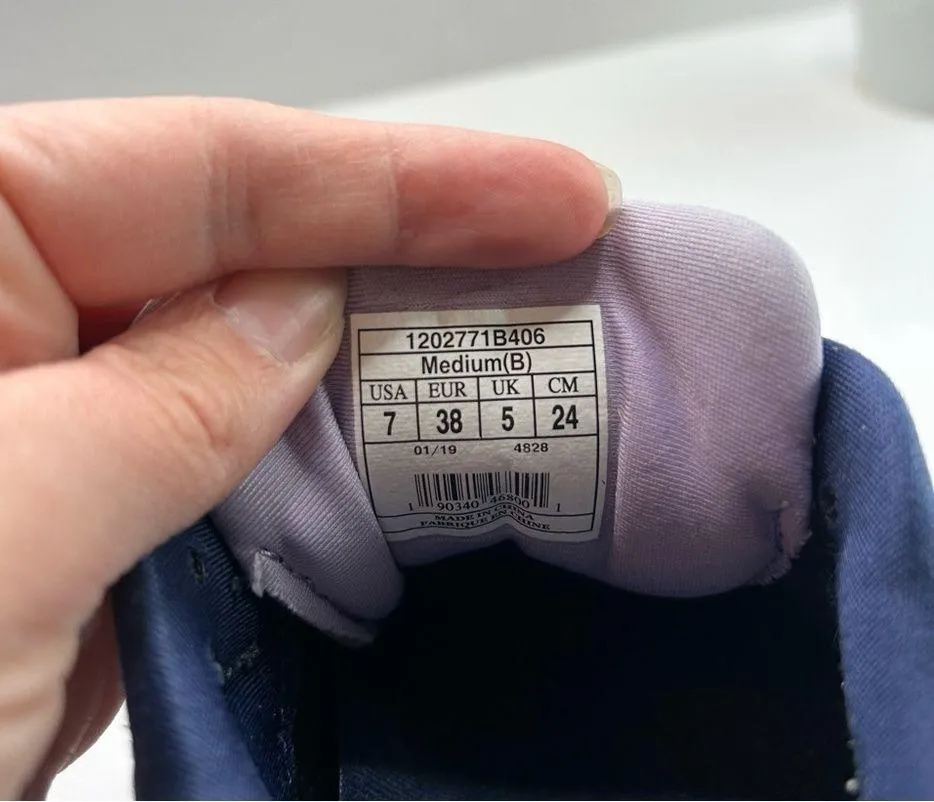 Brooks Blue lavender purple and White Sneakers shoes ghost 11 size 7 - Image 7