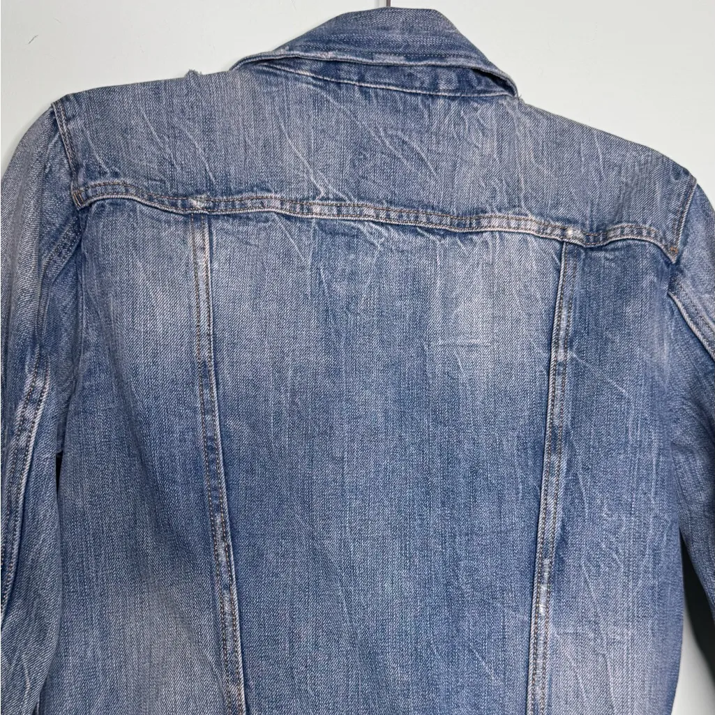 Classic Levi's Distressed Denim Trucker Jacket Size Large - Image 5