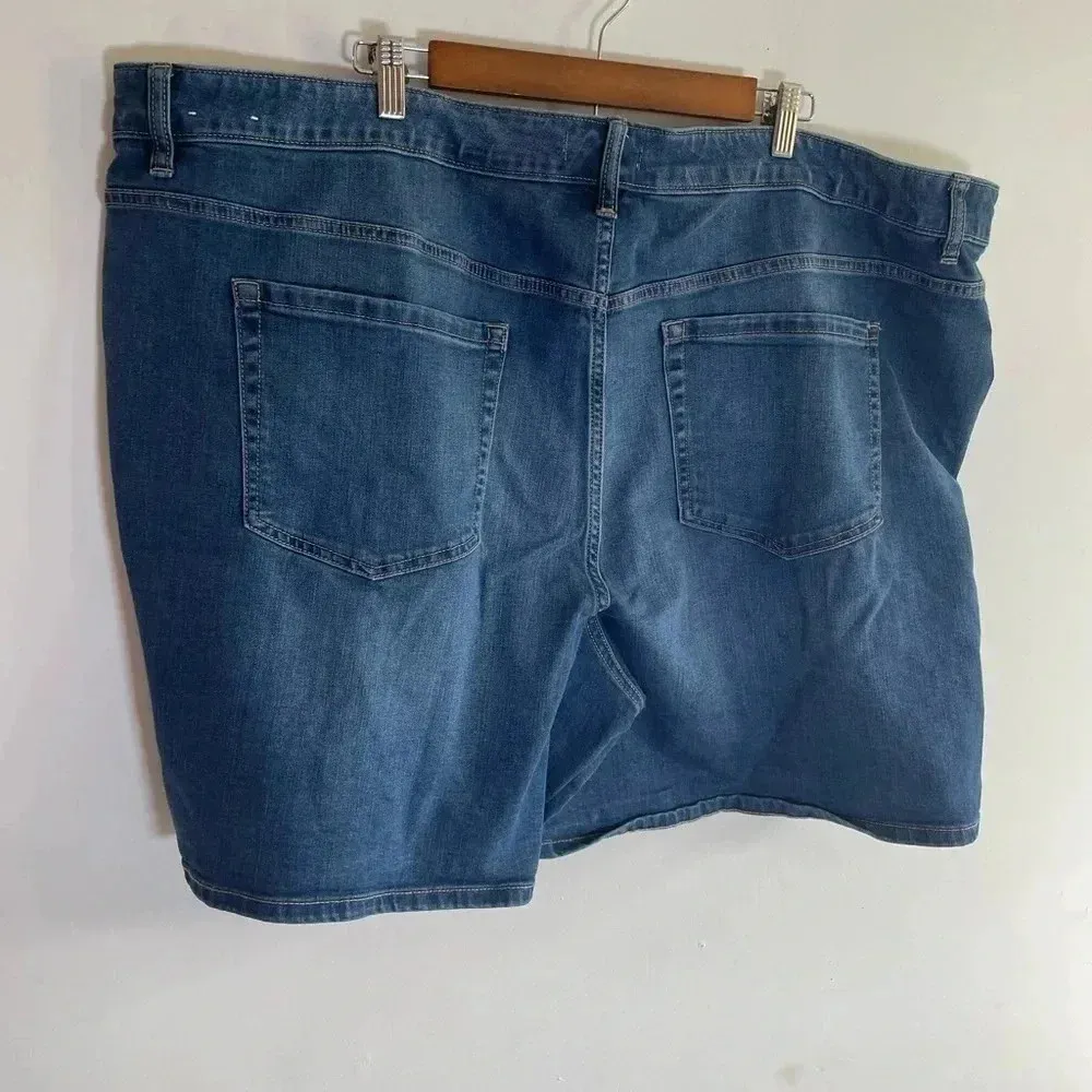Lane Bryant  Girlfriend Mid Rise‎ Jean Shorts  Women's Plus Size 28 GUC! 0105 - Image 5